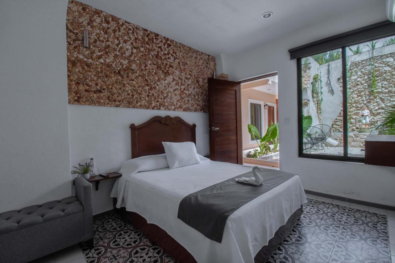 Hotel Colonial Zaci By Guruhotel バリャドリッド エクステリア 写真