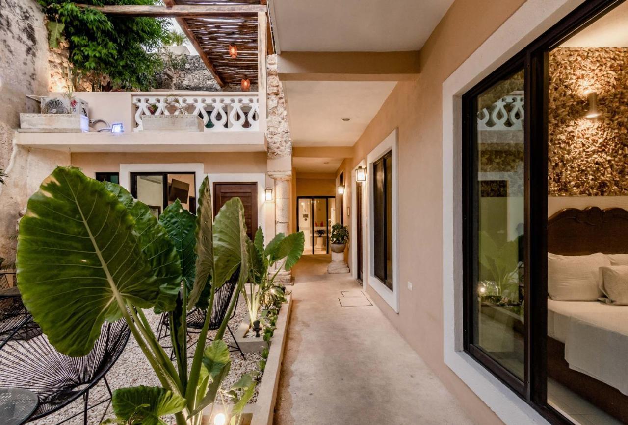 Hotel Colonial Zaci By Guruhotel バリャドリッド エクステリア 写真