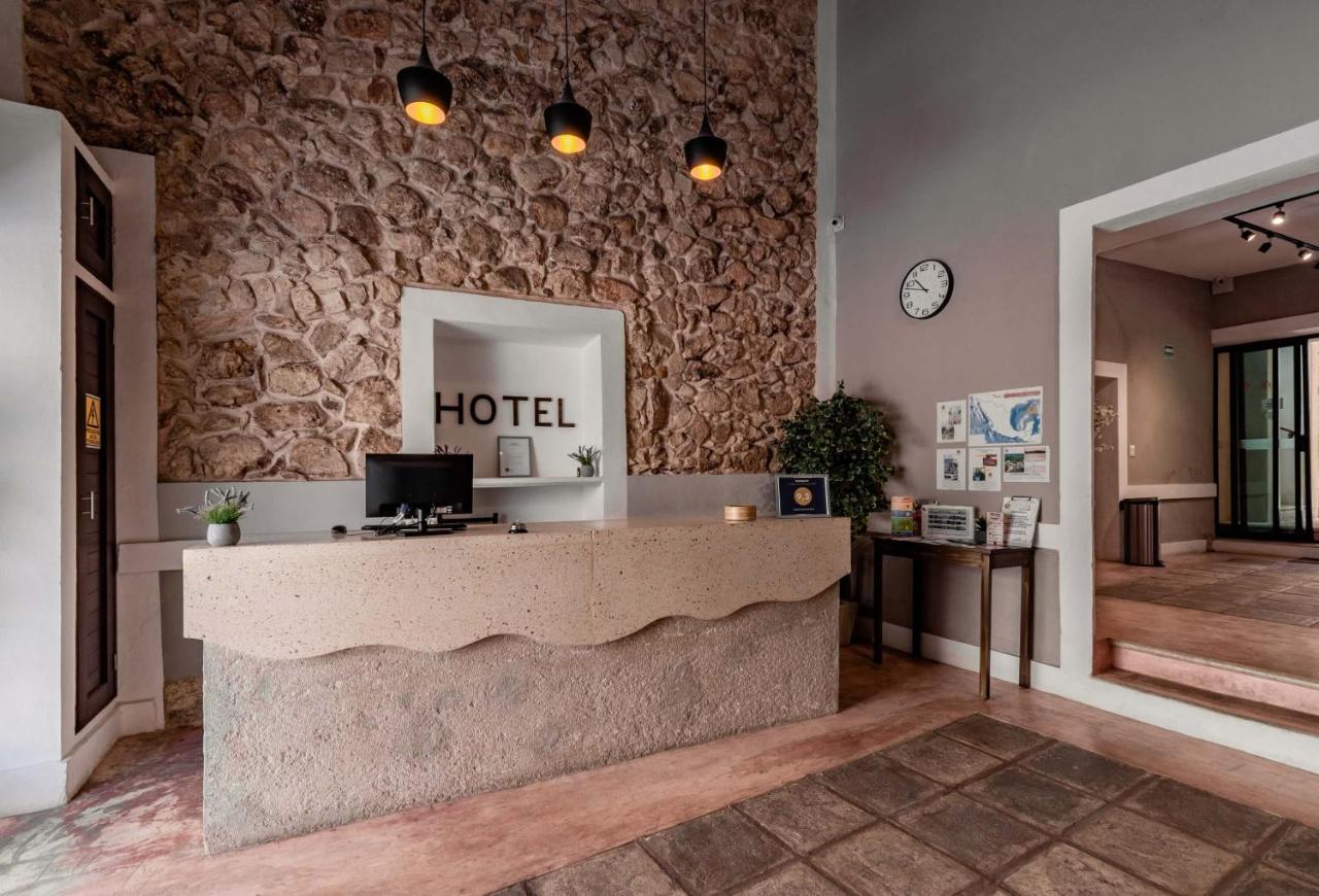 Hotel Colonial Zaci By Guruhotel バリャドリッド エクステリア 写真