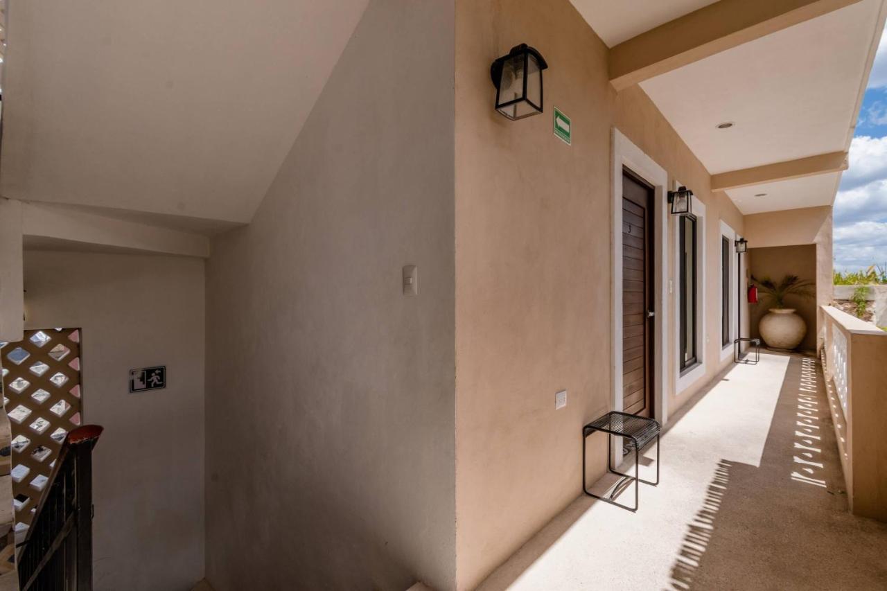 Hotel Colonial Zaci By Guruhotel バリャドリッド エクステリア 写真